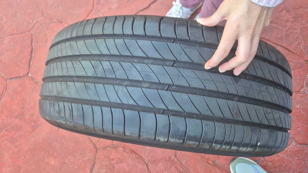 Set anvelope 4 bucati mai putin de 500km, Michelin Primacy 235/50r19
