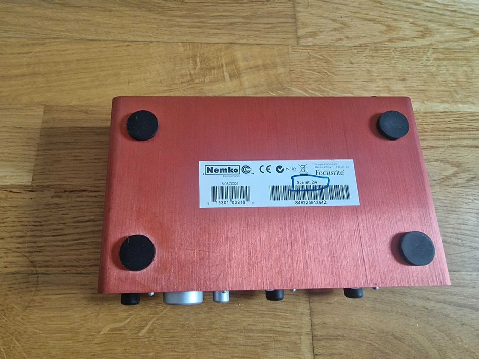 Interfață audio Focusrite Scarlett 2i4 USB (1st Gen) – stare excelentă