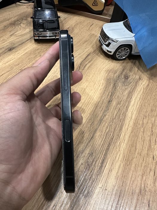 Продам iphone 16 pro 256gb