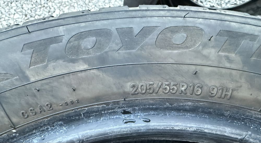 2бр 205/55/16 на 7,5мм с 23дот