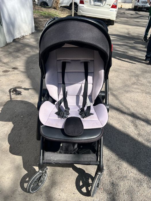 Коляска в отличном состоянии 0+