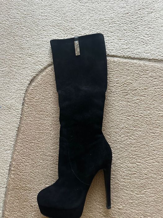 Сапоги на каблуке