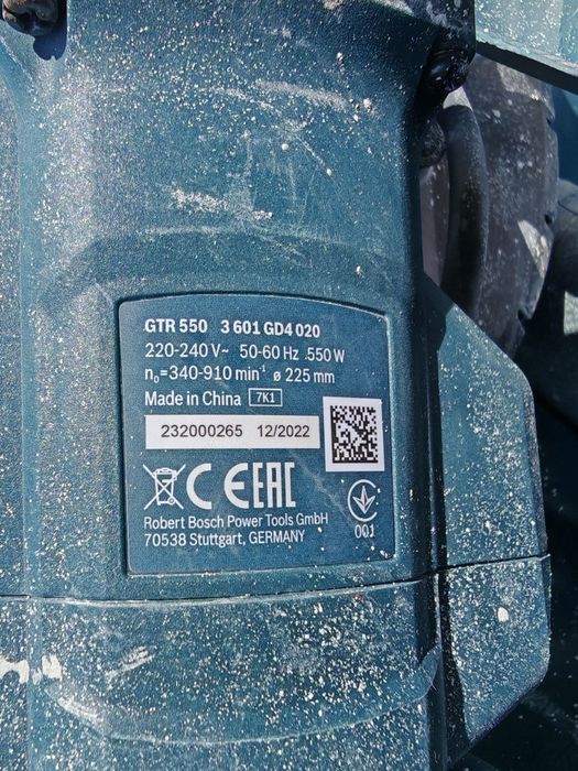 Ghilotina Pavele, Vibrator beton, girafă șlefuit și mașina tăiat santuri