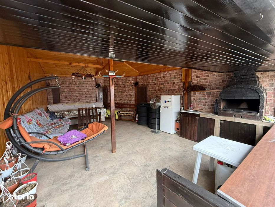 Vila tip Duplex , gata de mutat!