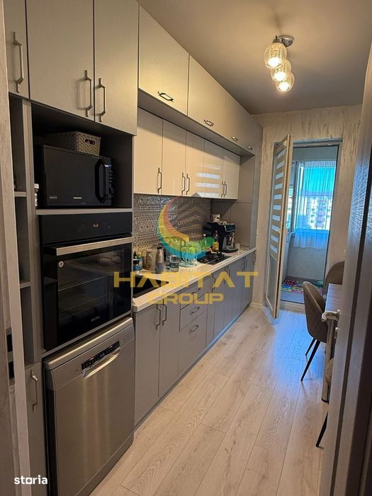 2 camere, balcon inchis, mobilat si utilat, loc de parcare
