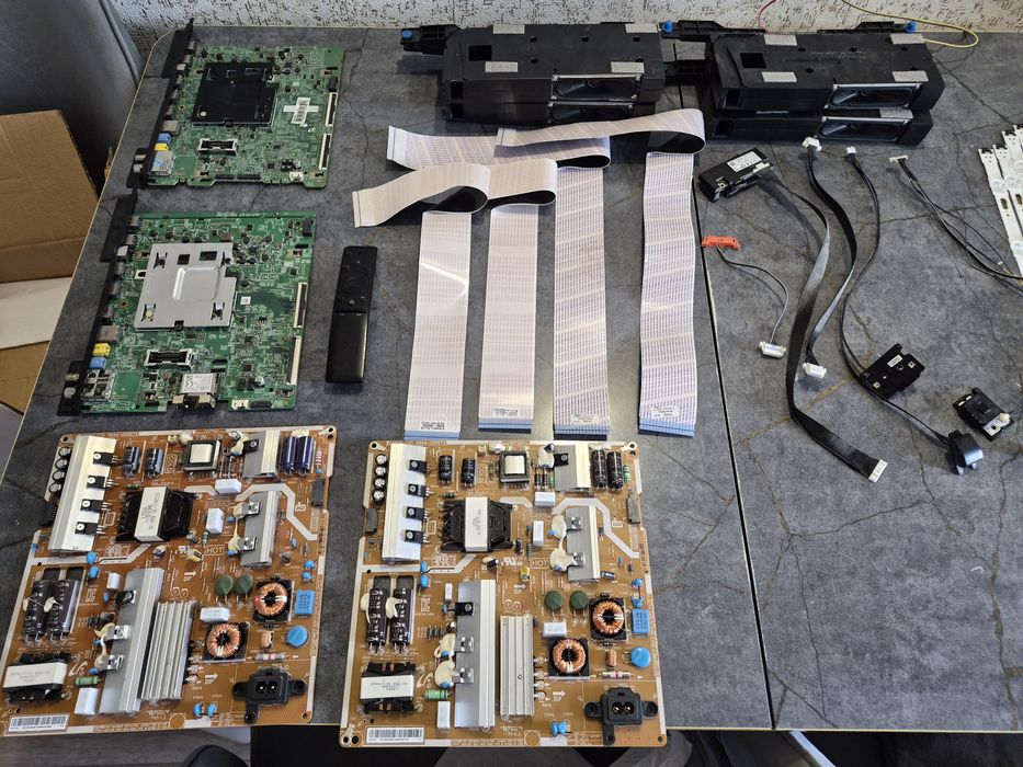 UE55MU6300U Самунг Телевизор