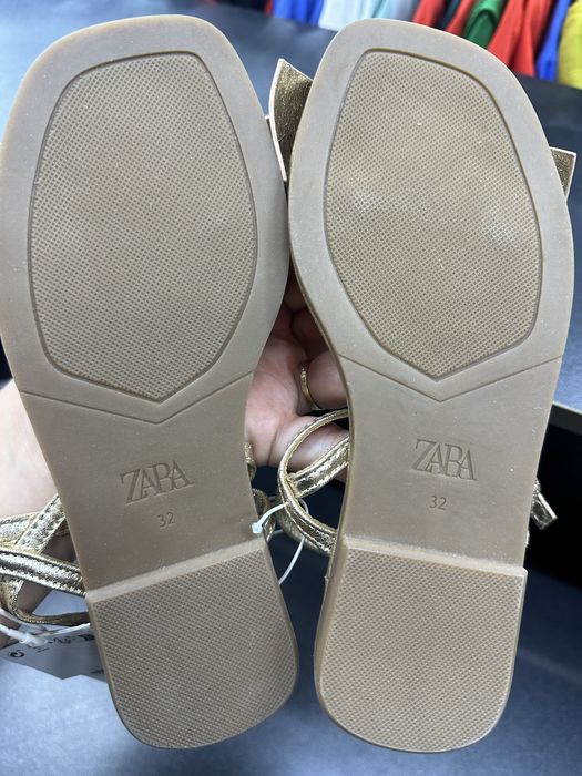 Продам  детские сандали ZARA 32размер