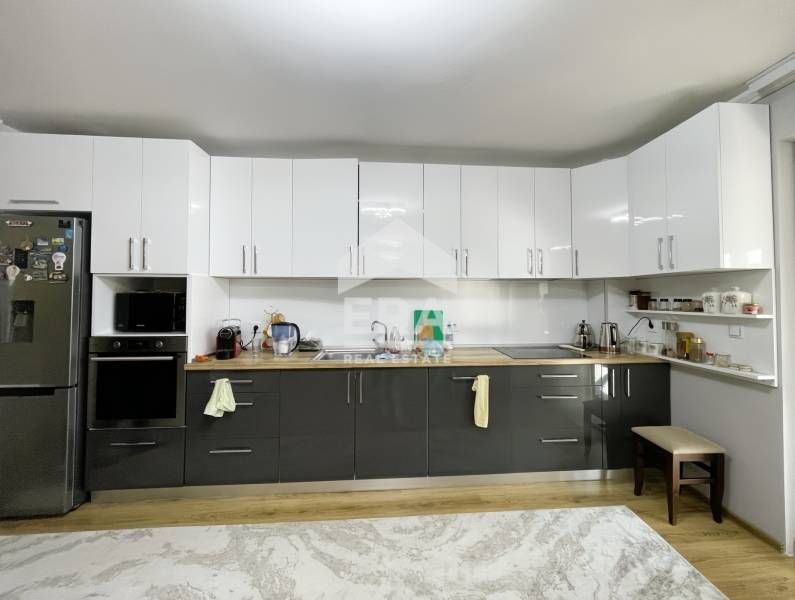 Уникален четиристаен апартамент!