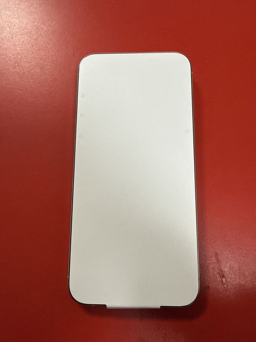 Iphone 15 pro max  nou schimbat pe garantie