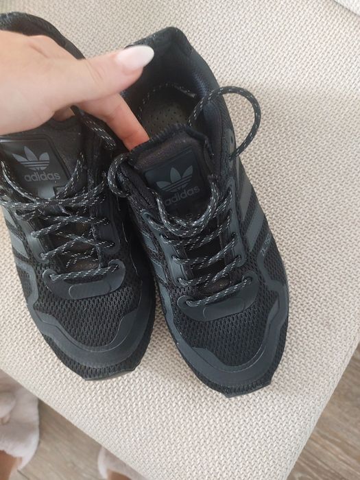 Маратонки adidas zx 750