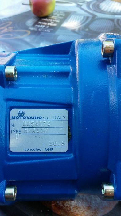 Reductor motovario italia