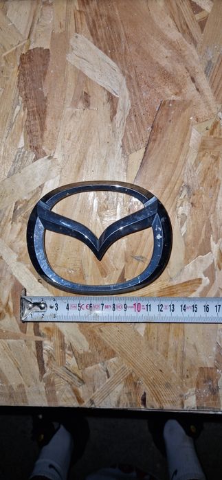 Предна емблема Mazda