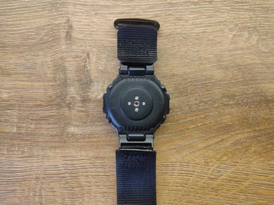 Smart часы Amazfit T-rex