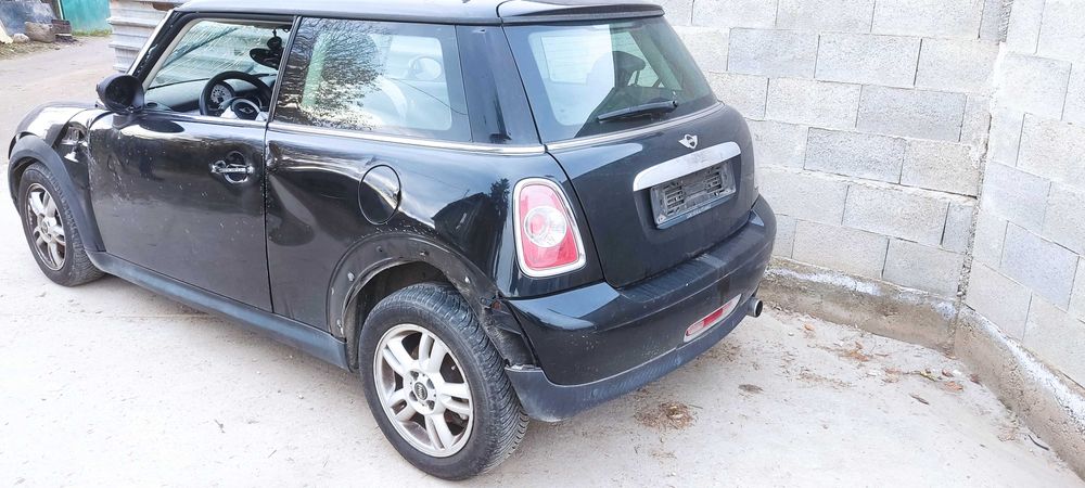 Mini Cooper / Мини Купър R56 на части