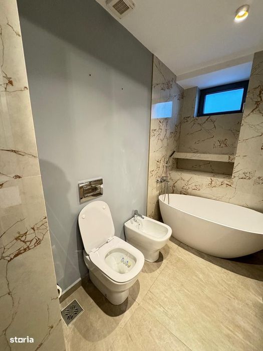 Vila  6 camere de inchiriat