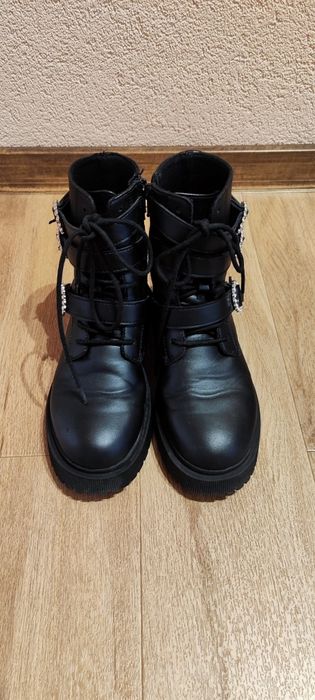 Детски боти Зара