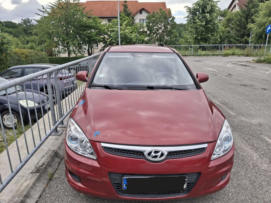 VAND HYUNDAI i30, EURO 4, benzina, an 2008, 1.4, stare f. buna, ITP 2027
