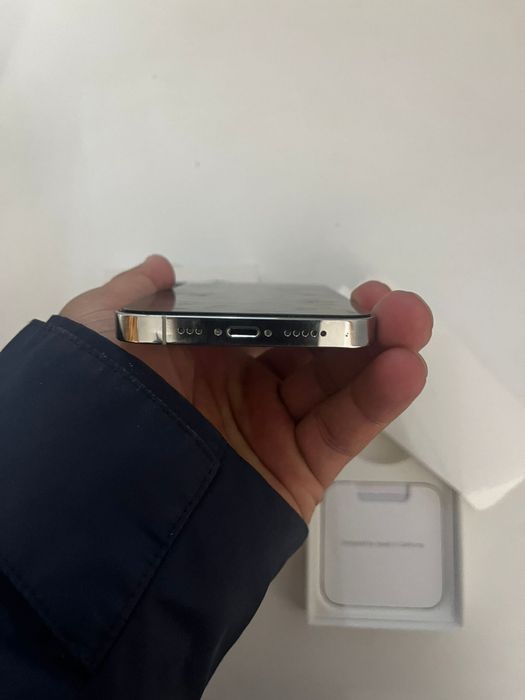 продам айфон 14 про