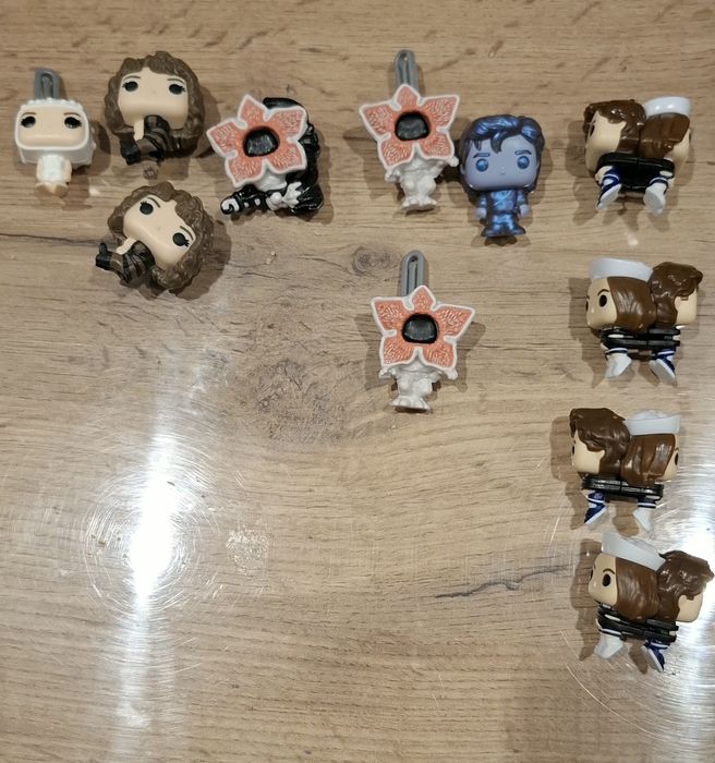 Strenger things kinder joy Фигурки