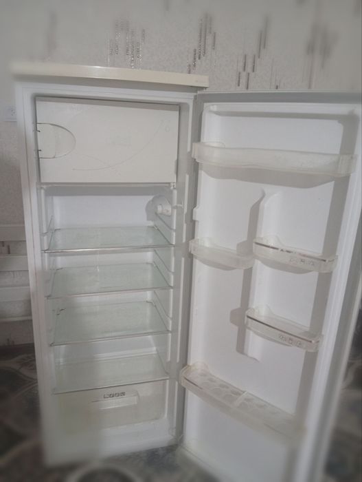 Холодилник сатылады