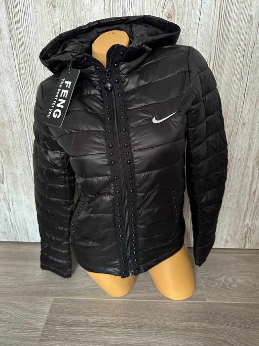 Geaca dama noua ,preț bun