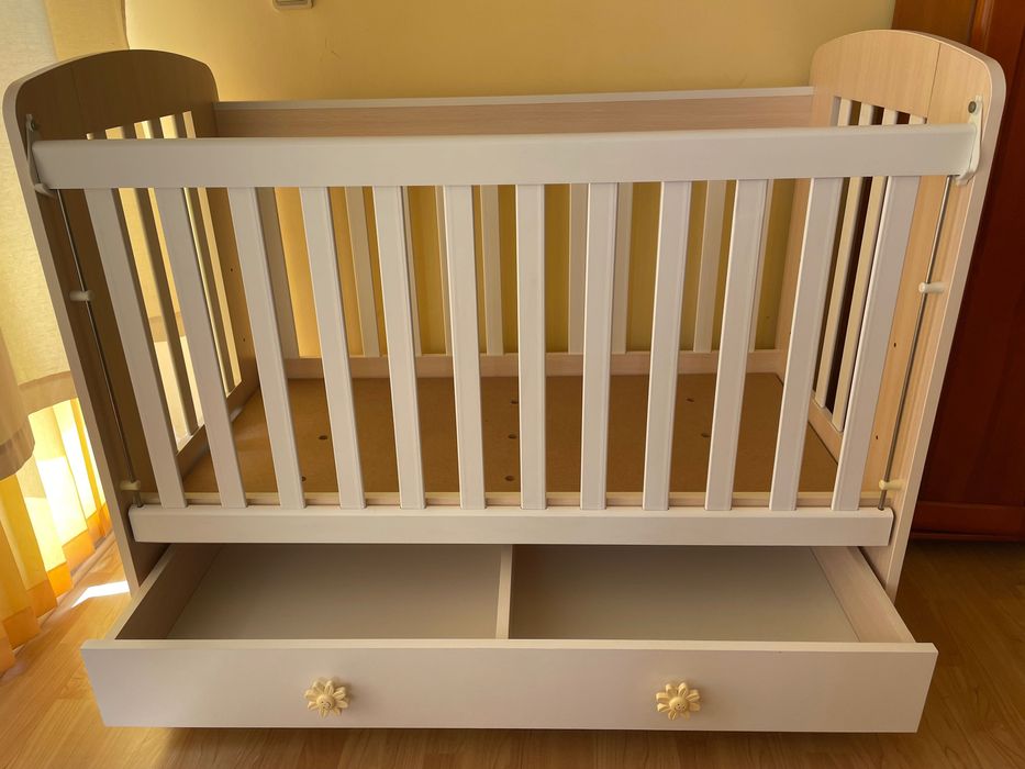 Ново/неизползвано Детско легълце/кошара от мебели Виденов