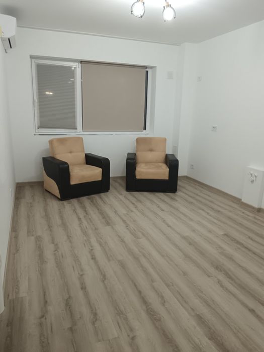 Dau in chirie apartament cu 2 camere