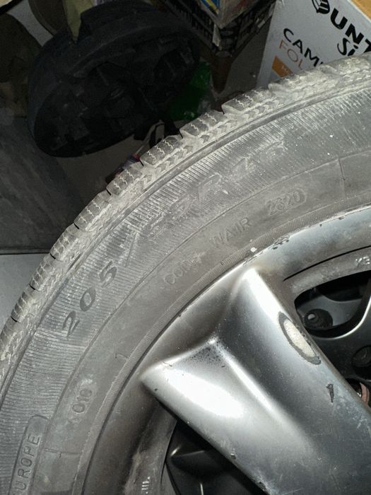 Roti iarna M+S 205 55 R16 5x112 anvelope Debica Frigo 2 + jante alu.