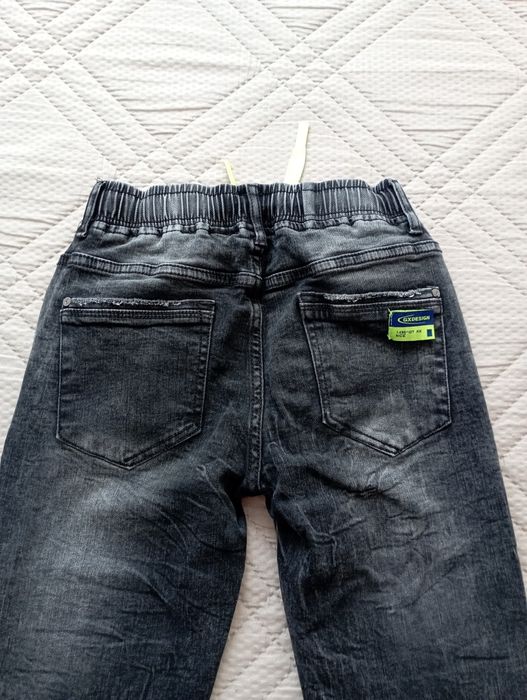 Детски дънки за момче