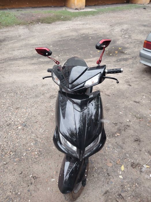 Продам скутер М8 срочно