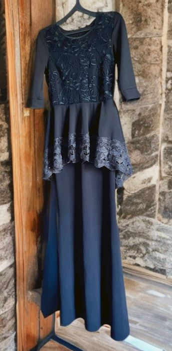 Продаëтся чëрное вечернее платье!