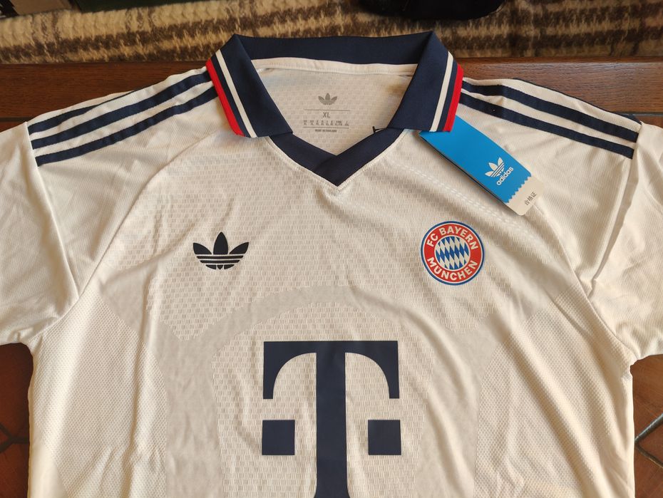 Футболна тениска FC Bayern München гостуваща 26/27