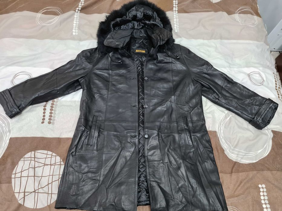 Geaca din piele 100% / moderna si eleganta / DAMA