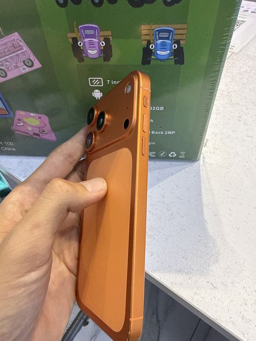 Iphone 11  17 pro  qilingan holati idial