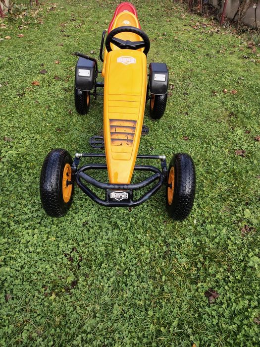 Vând cart pentru adulți și copii