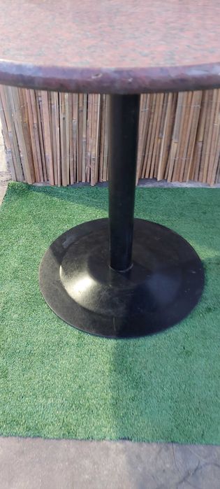 Градински маси  .