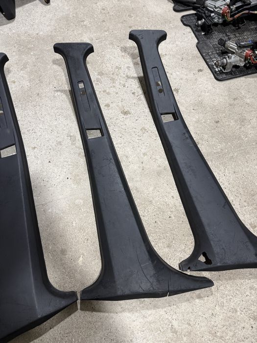 Боковые Стойки Ремней на BMW e36