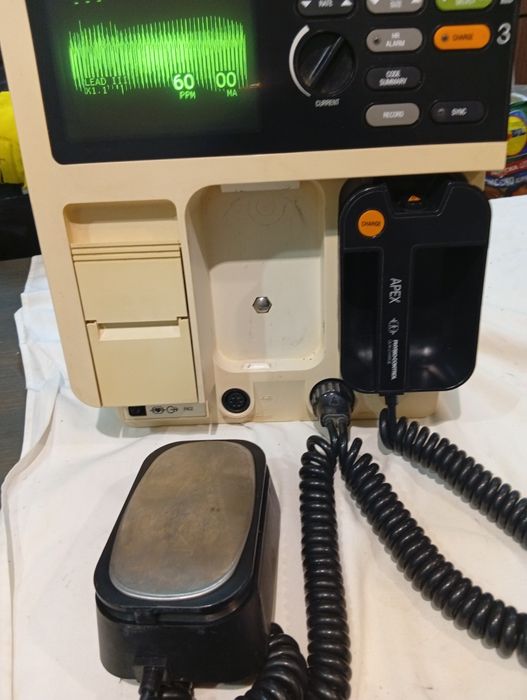 Дефибрилатор Physio-Control LIFEPAK 9P