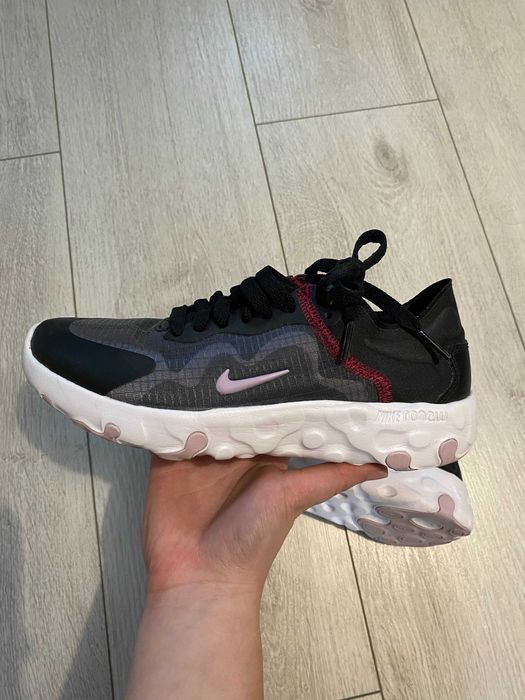 Обувки "Nike" Renew Lucent