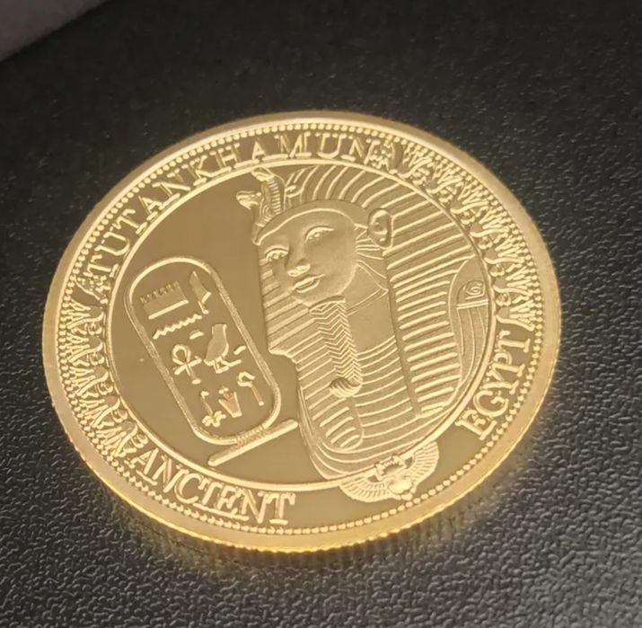 Възпоменателна монета Египетска пирамида и Сфинкс