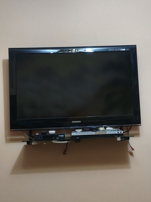 Телевизор Samsung