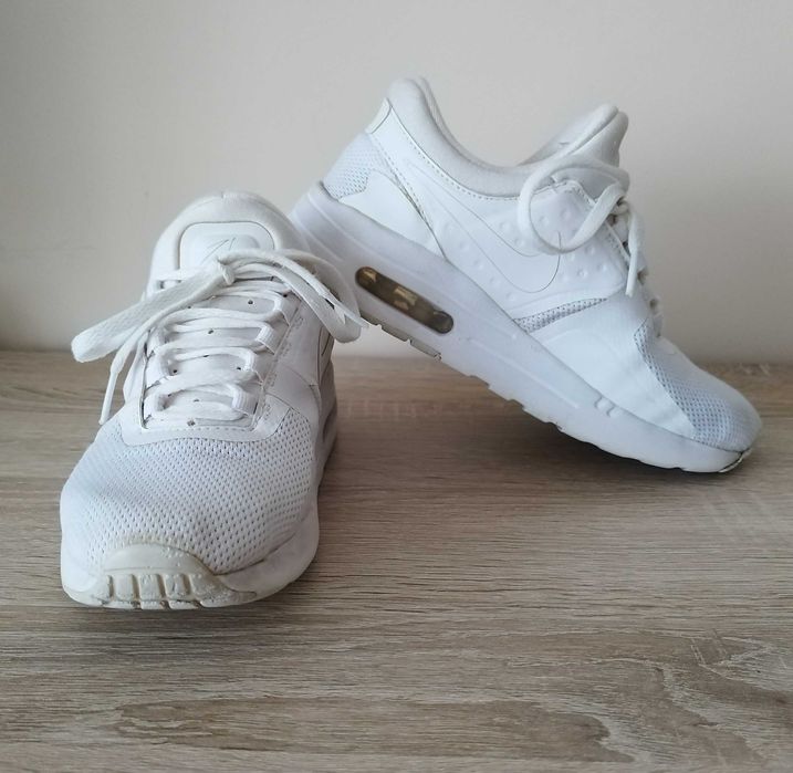 Страхотни  маратонки Найк