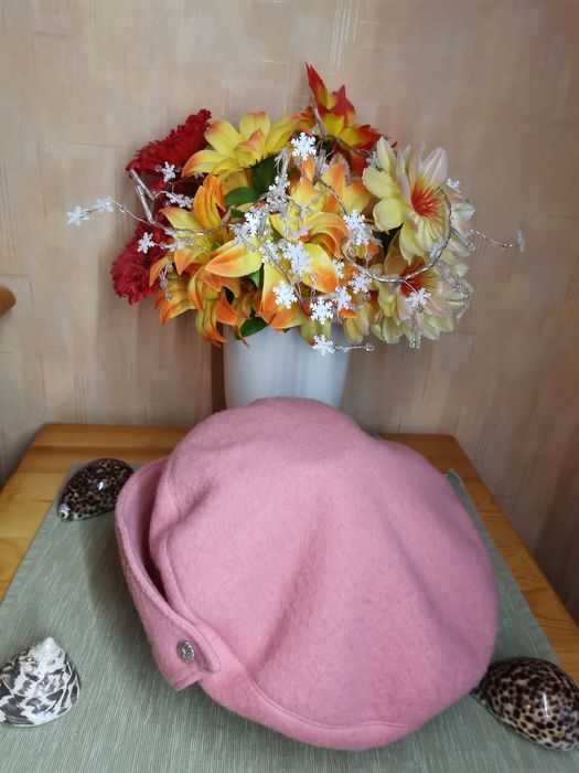 Дамски шапки за зимата