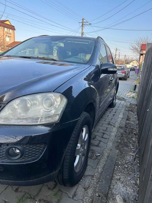 MERCEDES-BENZ 300 2008 — imagine 5