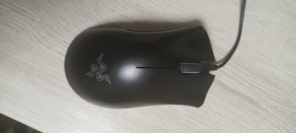 Игровая мышь Razer deathadder essential