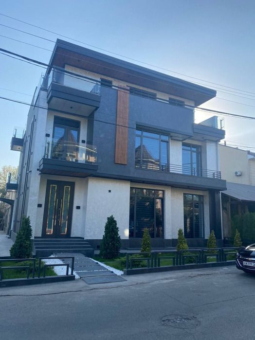 Шикарный бизнес центр в центре города,евроофис