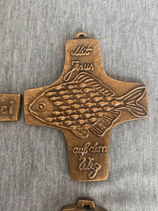 лот бронзови кръстове