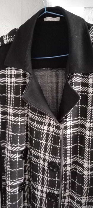 продам 2 платья р.48-52