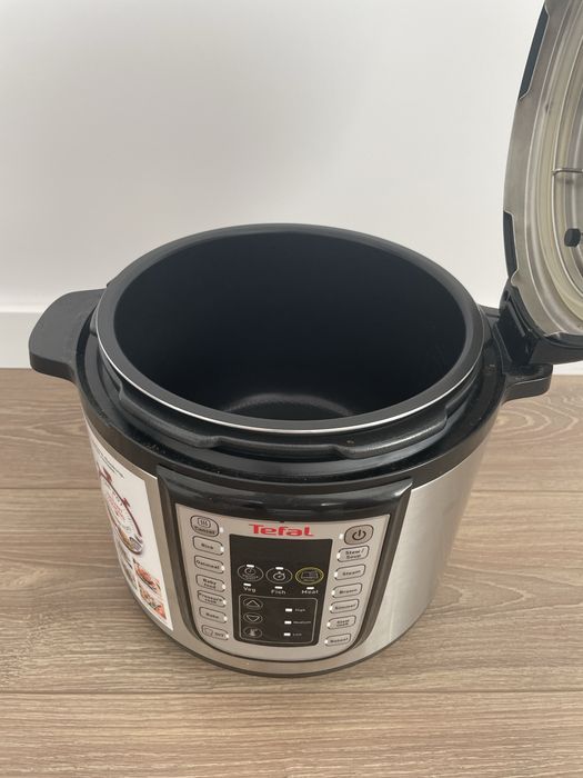 Vand Oala sub presiune Tefal