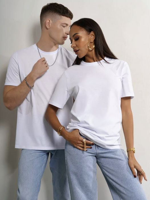 Базовые футболки из 100% хлопка наличии